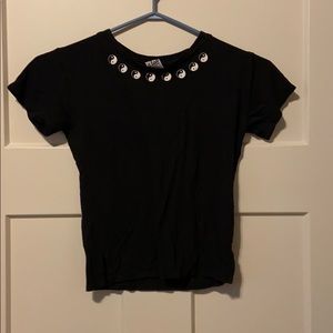 black yin and yang tee
